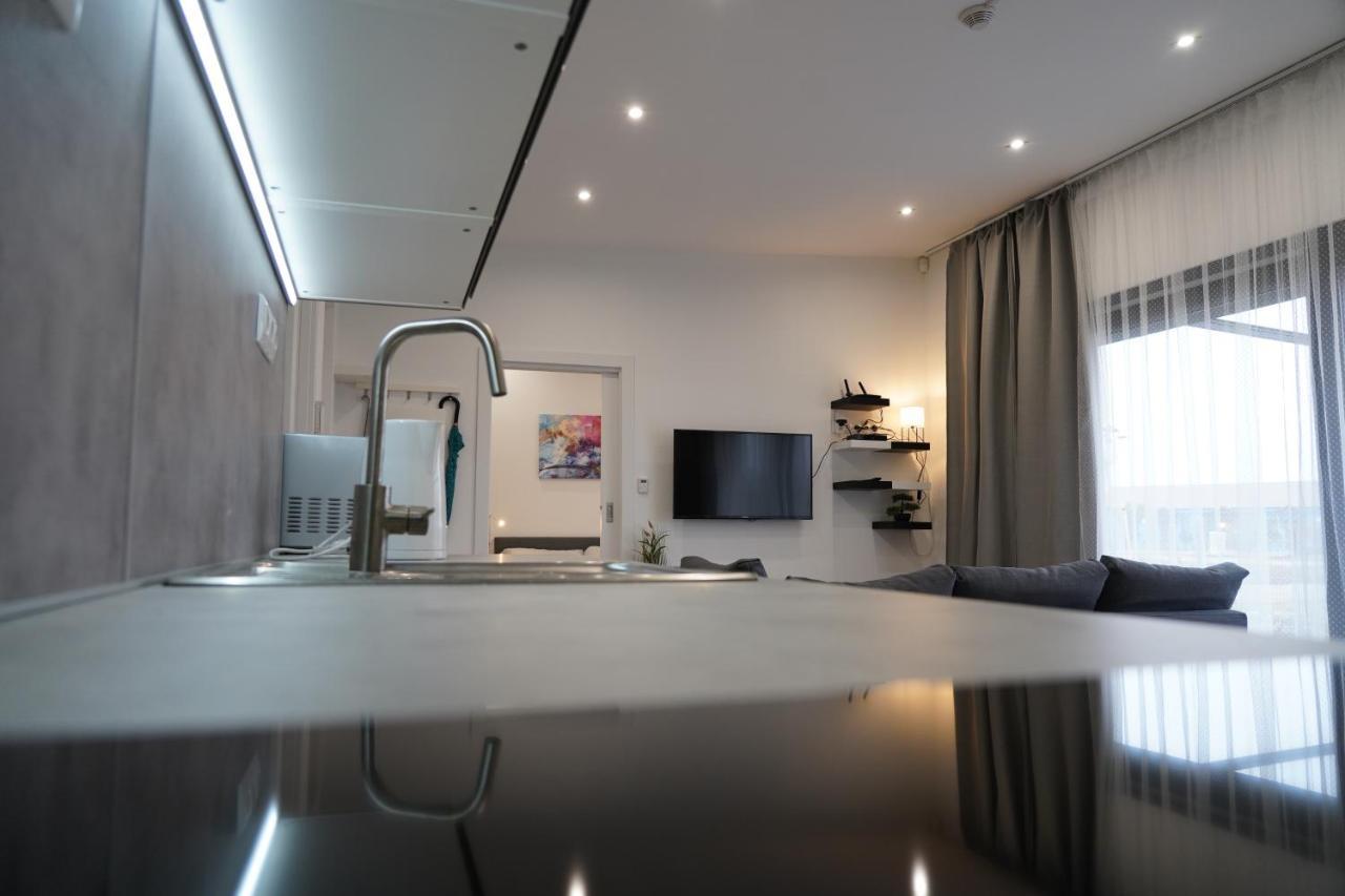 Apartman Zuzana Nesvady Екстер'єр фото