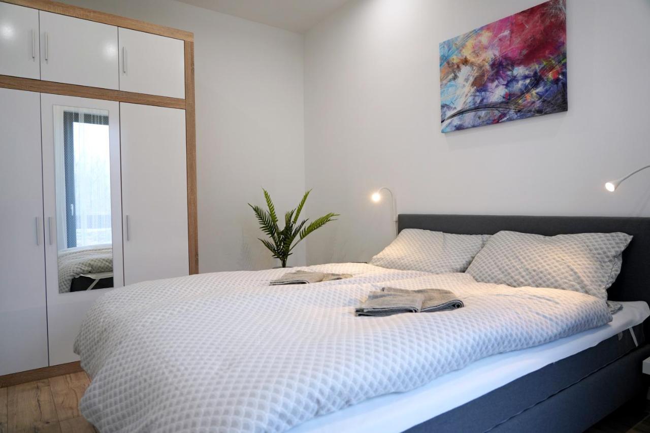 Apartman Zuzana Nesvady Екстер'єр фото