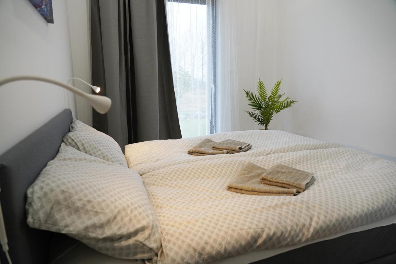Apartman Zuzana Nesvady Екстер'єр фото